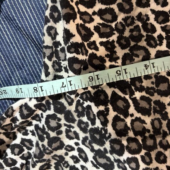 August Silk Animal Print Cardigan Women M Leopard Button Front Sweater Top - Picture 5 of 7